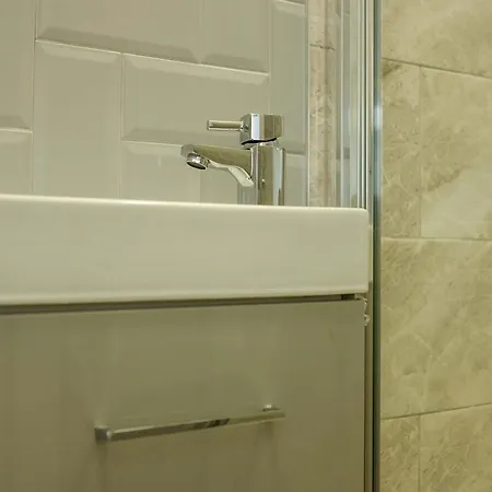 Apartment The Willow 7 Bristol